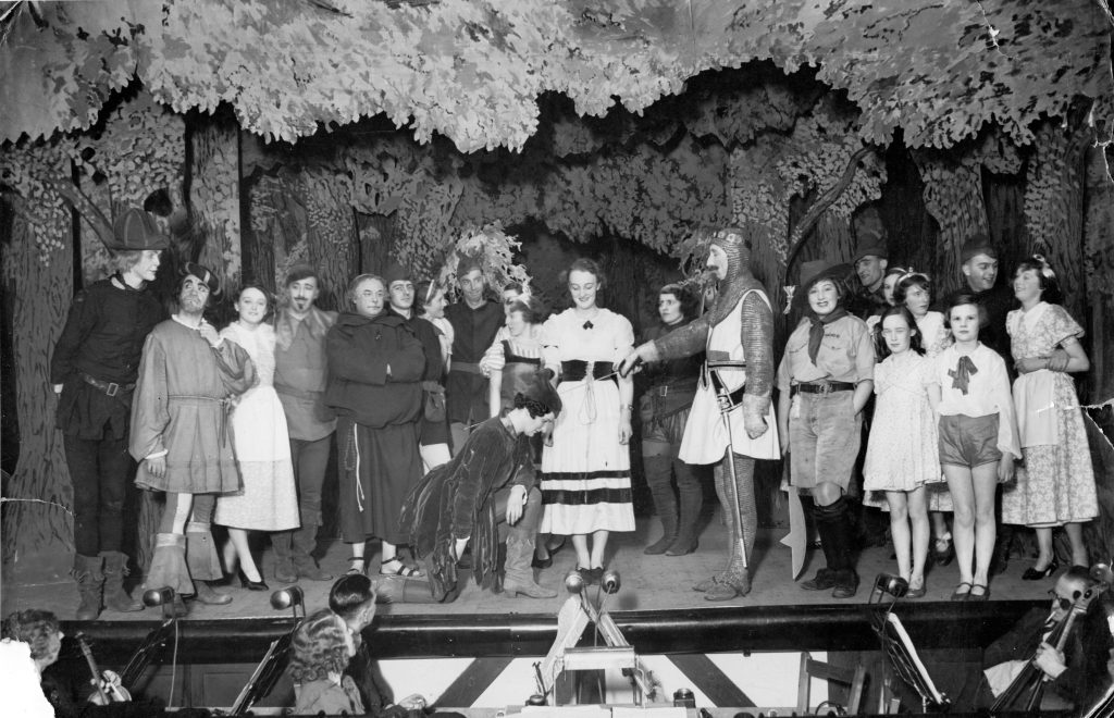 Babes in the Wood, 1937